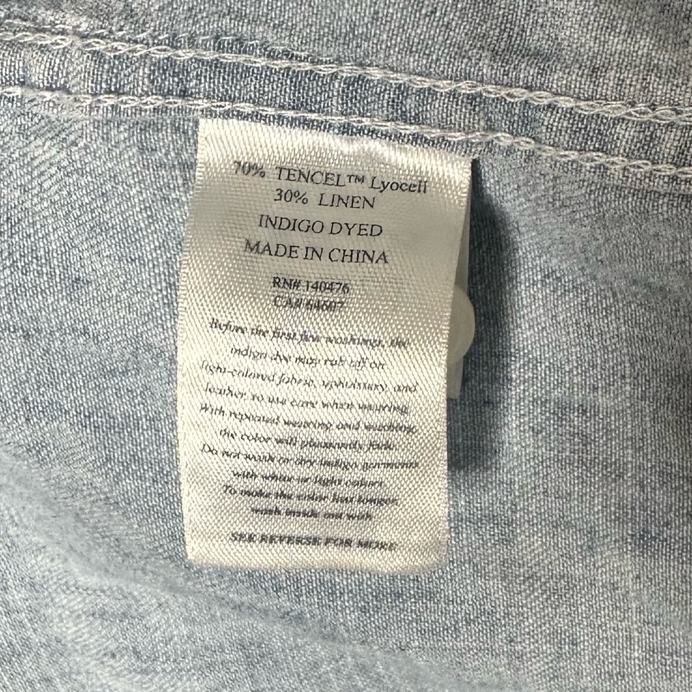 Faherty | Mid Wash Tencel Linen Chambray Button Down | Relaxed Fit | L - Picture 6 of 7